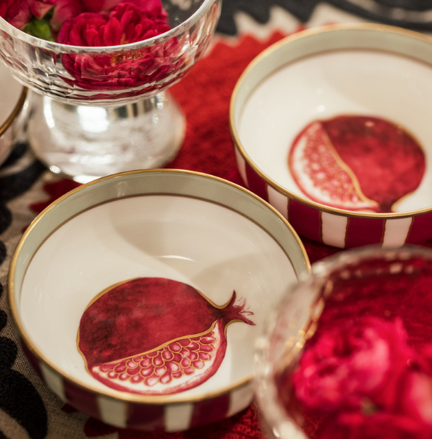Festive 101: A Guide to Exquisite Table Settings For The Season